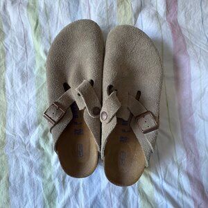 Birkenstock Bostons, size 39.